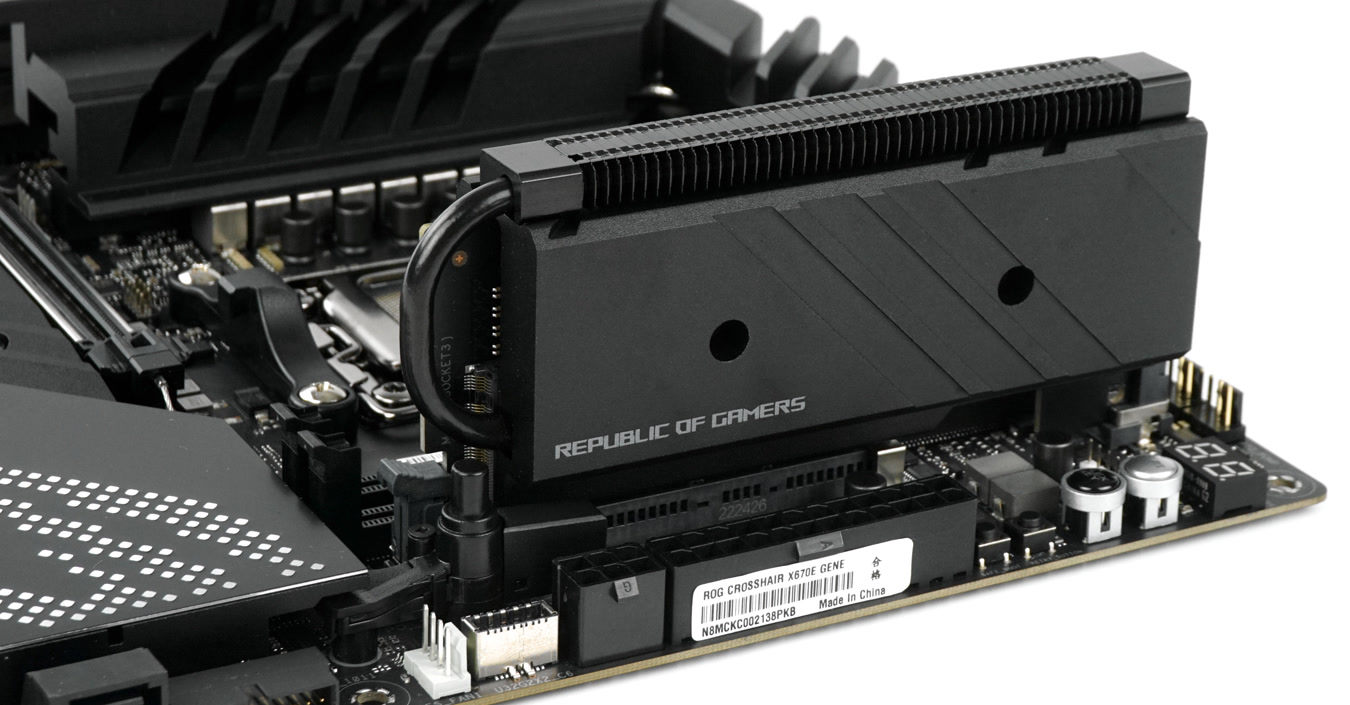 ASUS ROG CROSSHAIR X670E GENE