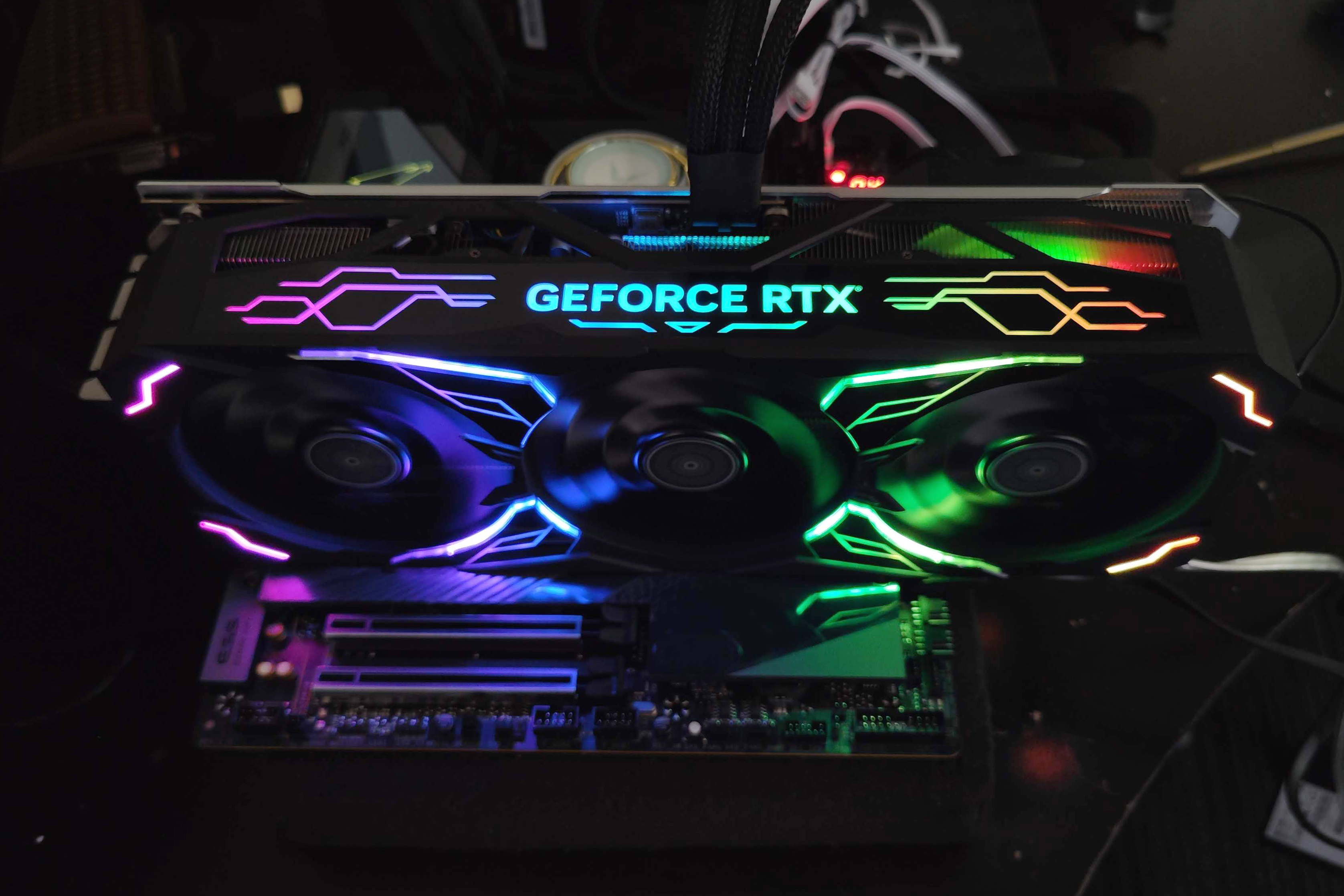 GALAX RTX 4080 SG alcança 3.6 GHz e estabelece recorde mundial - Pichau  Arena