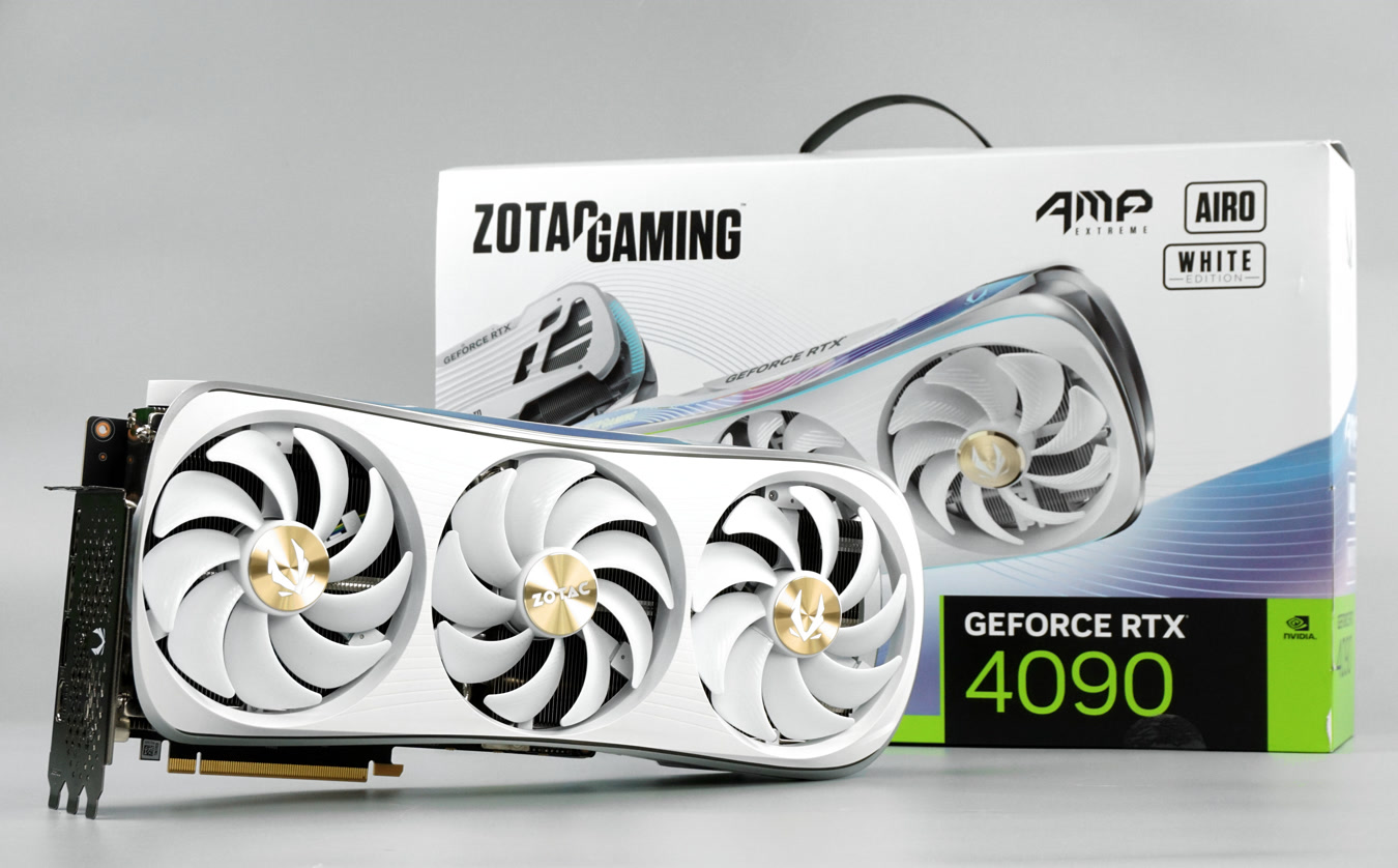 極速散熱• 純白• 超安心ZOTAC GAMING GeForce RTX 4090 AMP Extreme