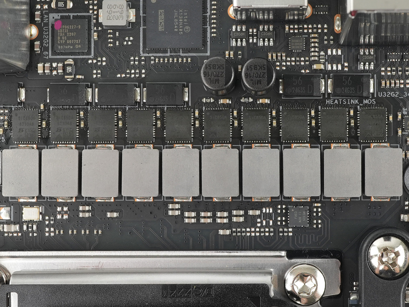 ASUS ROG STRIX X670E-I