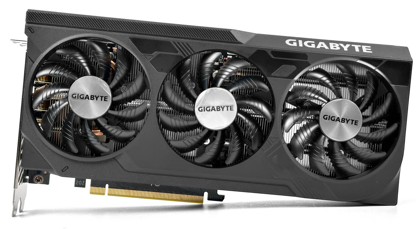 GPU 直觸導熱、正逆轉三風扇GIGABYTE GeForce RTX 4070 WindForce OC