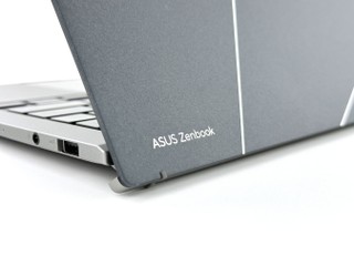 ASUS Zenbook S 13 OLED