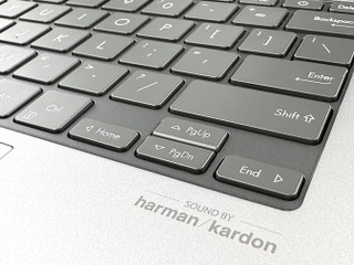 ASUS Zenbook S 13 OLED