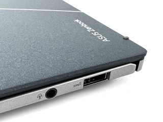 ASUS Zenbook S 13 OLED