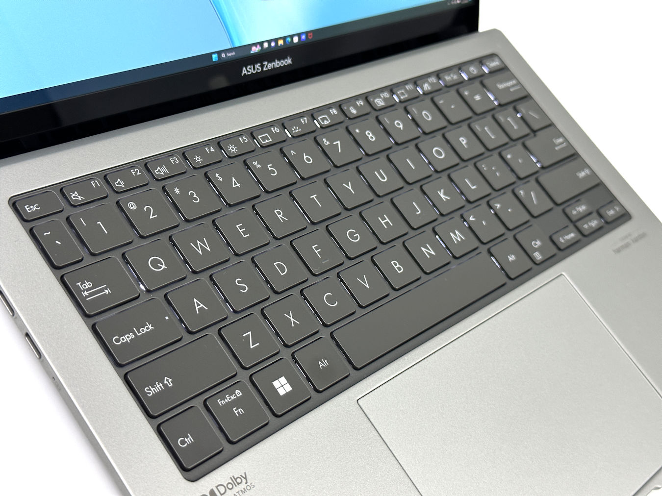 ASUS Zenbook S 13 OLED
