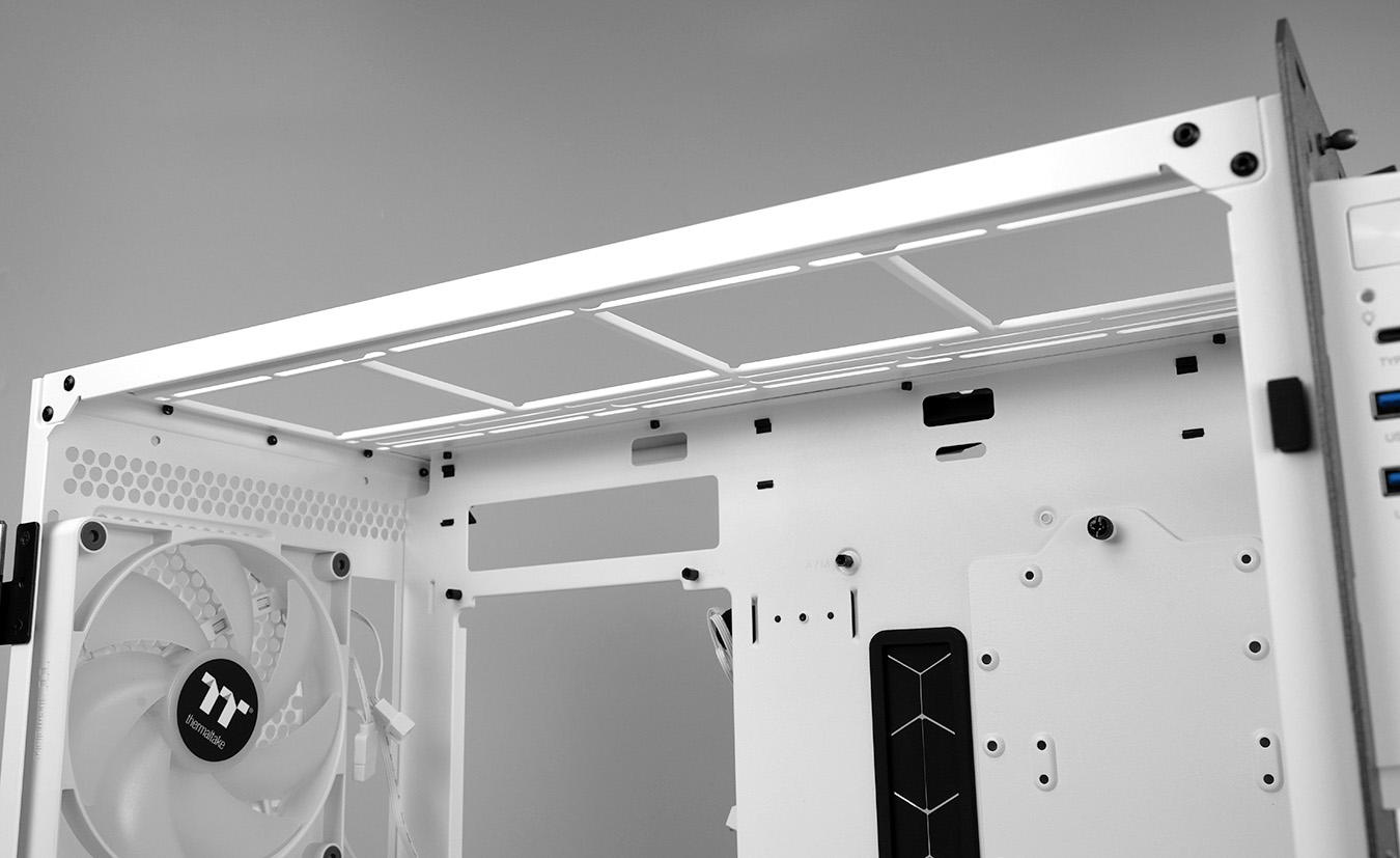 Thermaltake Ceres 500 TG