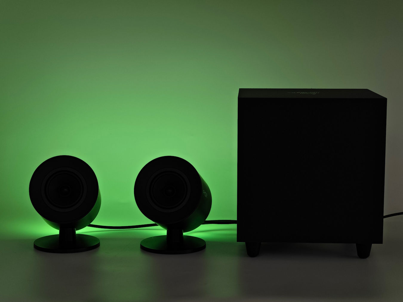 Razer Nommo V2 2.1 電腦遊戲喇叭