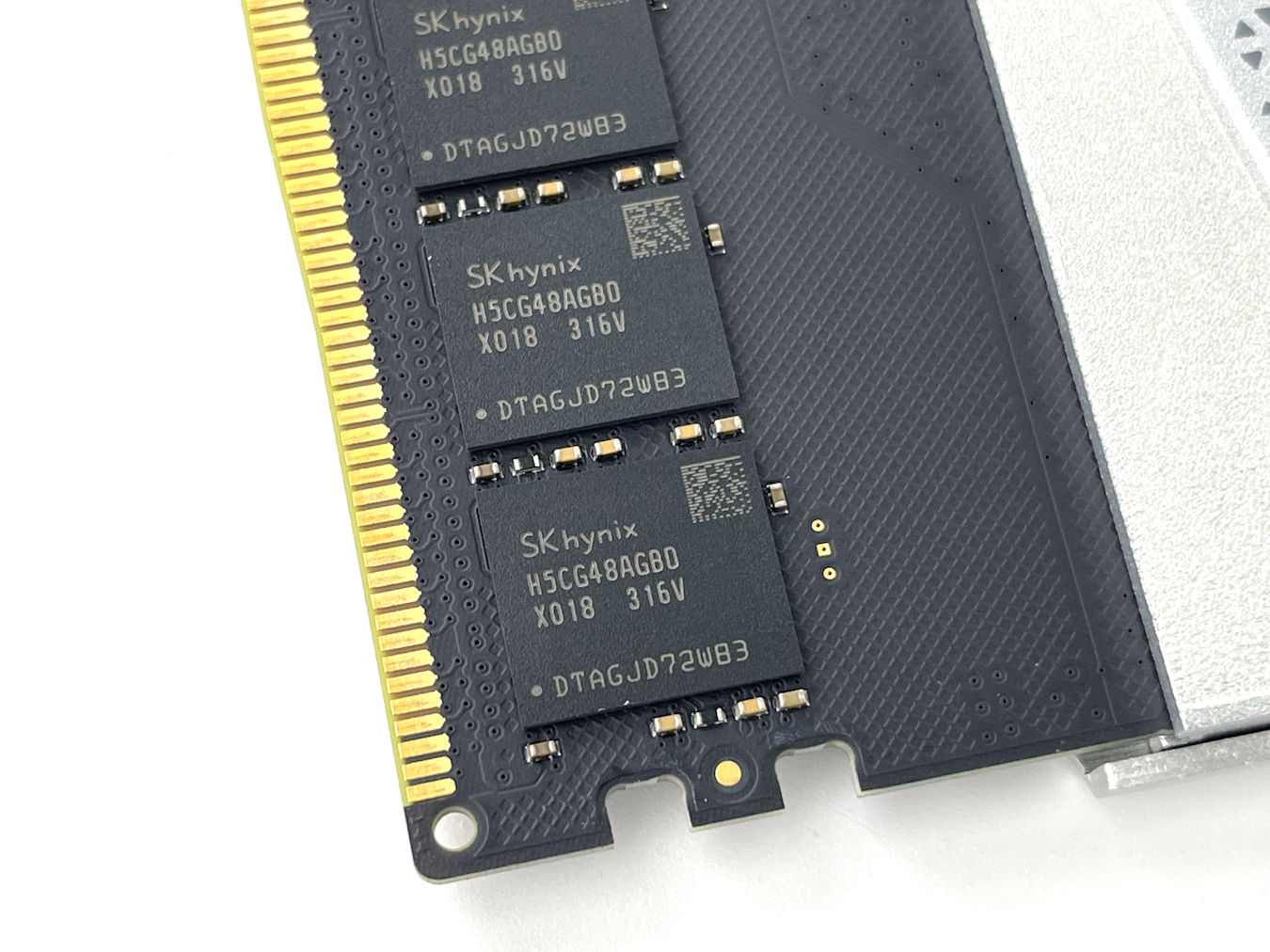 Hynix A Die、重散熱無光害 PREDATOR Pallas II DDR5-6600 32GB Kit - 電腦領域 HKEPC ...