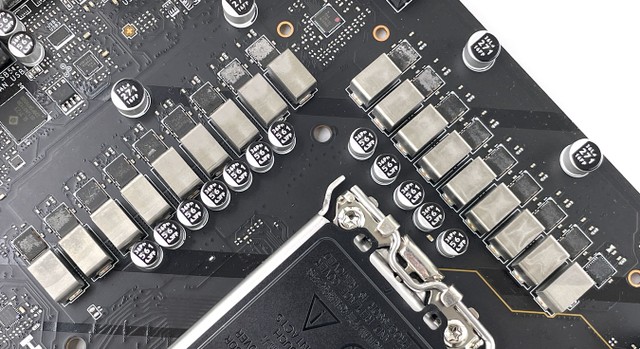 MAG Z790 EDGE Ti MAX WiFi