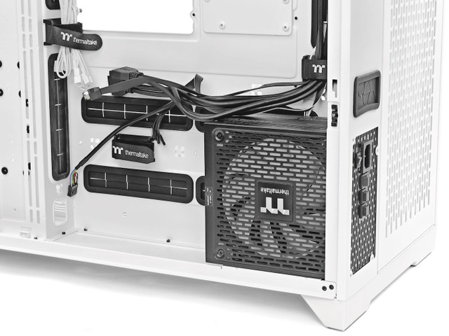 Thermaltake CTE C750 Air 機箱