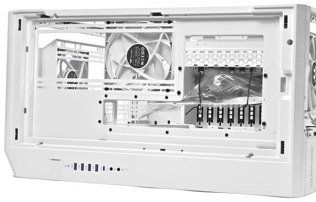 Thermaltake CTE C750 Air 機箱