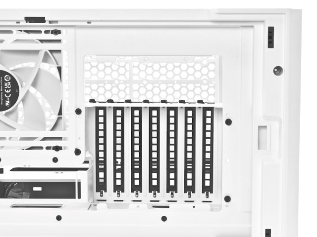 Thermaltake CTE C750 Air 機箱