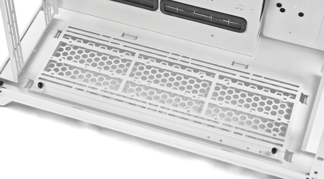 Thermaltake CTE C750 Air 機箱