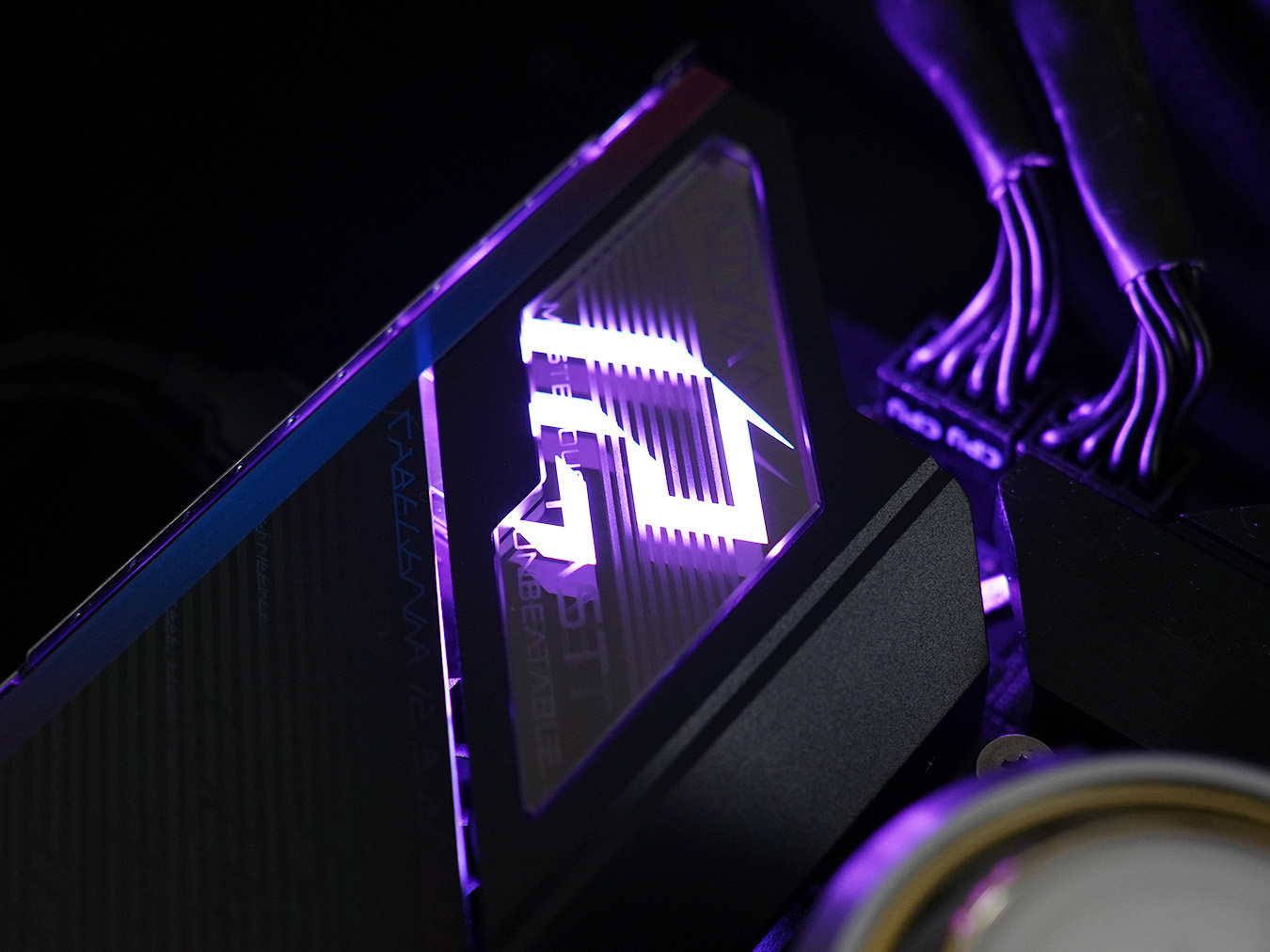ASRock Z790 Nova WiFi