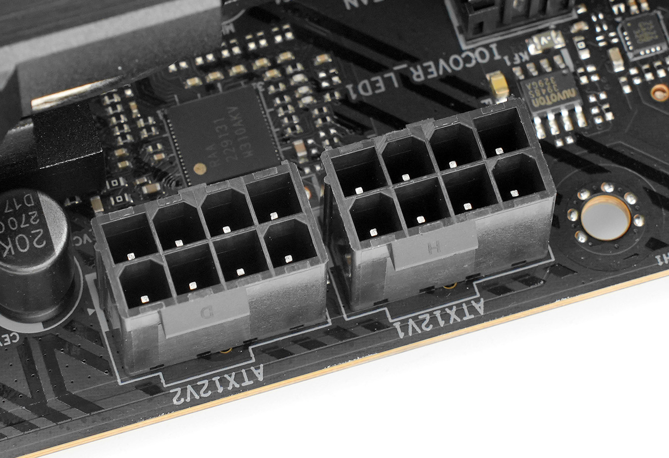 ASRock Z790 Nova WiFi