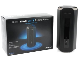 BE19000、完美支援 10G 網絡 NETGEAR Nighthawk RS700S 無線路由器 BE19000、完美支援 10G 網絡 NETGEAR Nighthawk RS700S 無線路由器