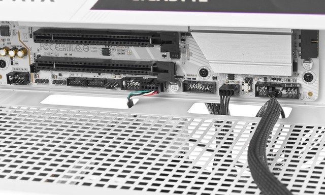 DeepCool CH560 DIGITAL WH 機箱