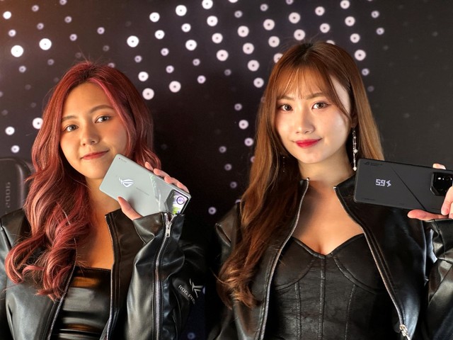 ROG PHONE 8
