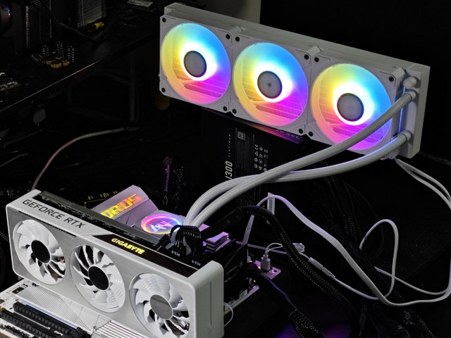 AORUS WATERFORCE II 360 ICE