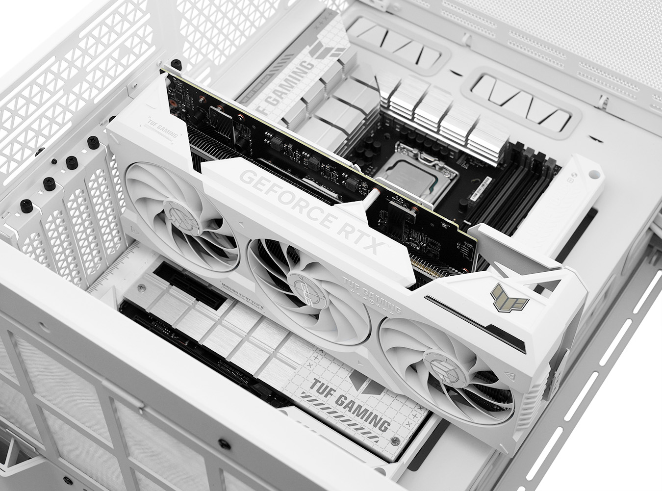 CORSAIR 6500D Airflow