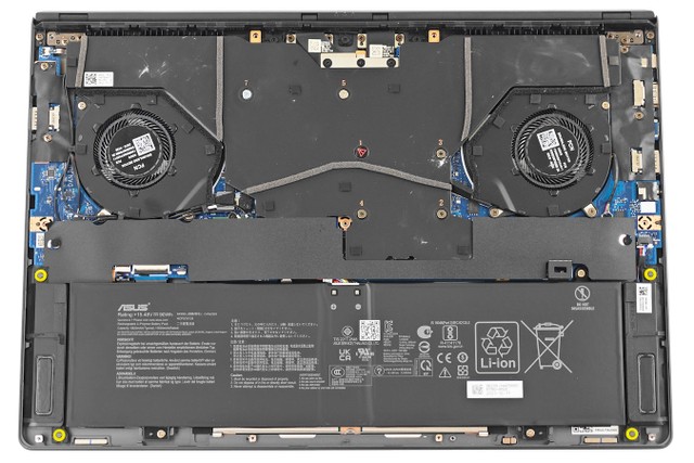 ROG Zephyrus G16 (2024) GU605 筆電