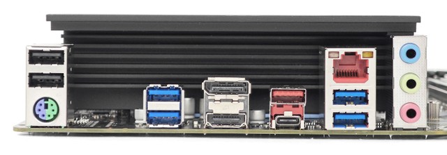 GIGABYTE Z790 D 主機板