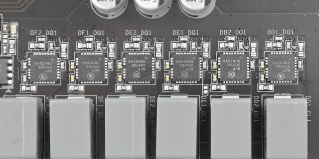 GIGABYTE Z790 D 主機板