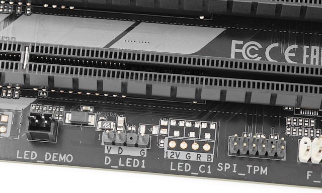 GIGABYTE Z790 D 主機板