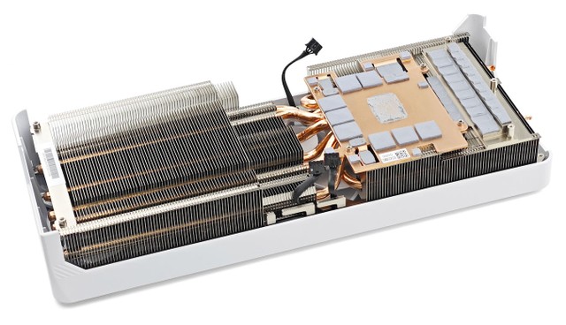 GIGABYTE RTX 4070 Ti SUPER AERO