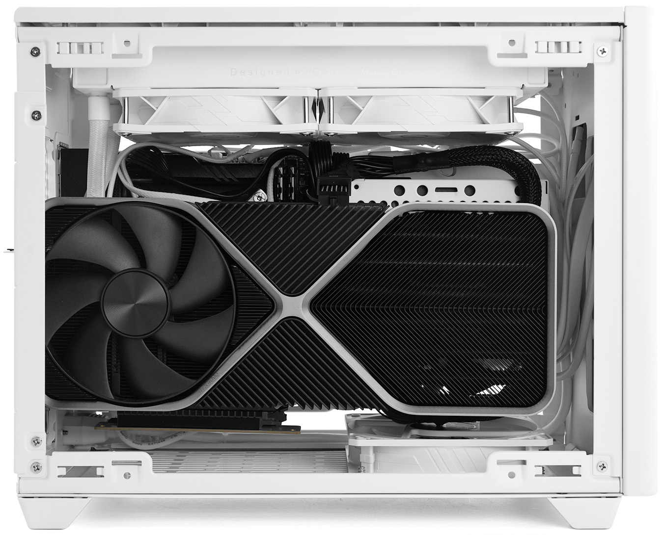 Cooler Master NR200P V2