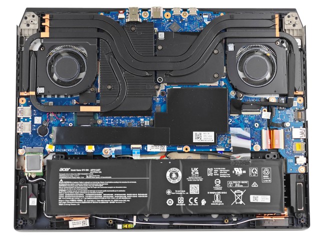 Acer Predator Helios 16 (2024)