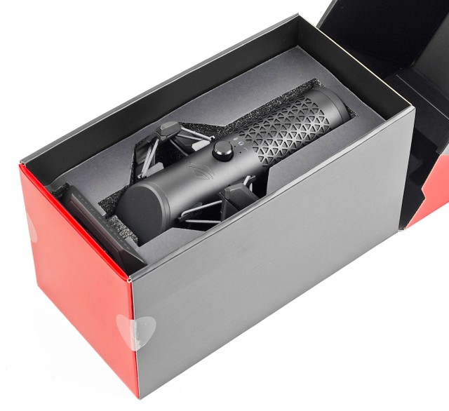 ASUS ROG Carnyx 電容式麥克風