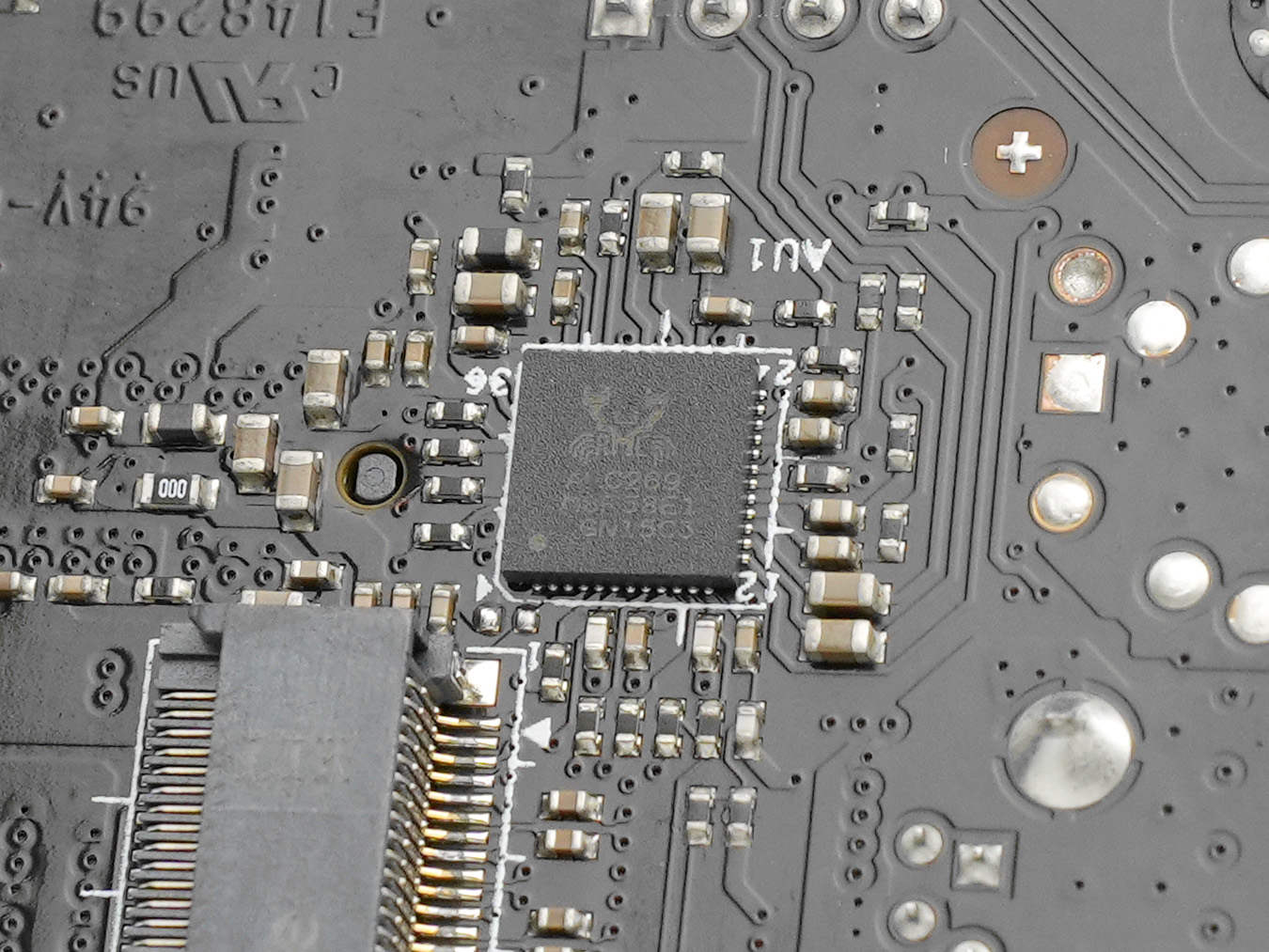 ASRock DeskMini X600