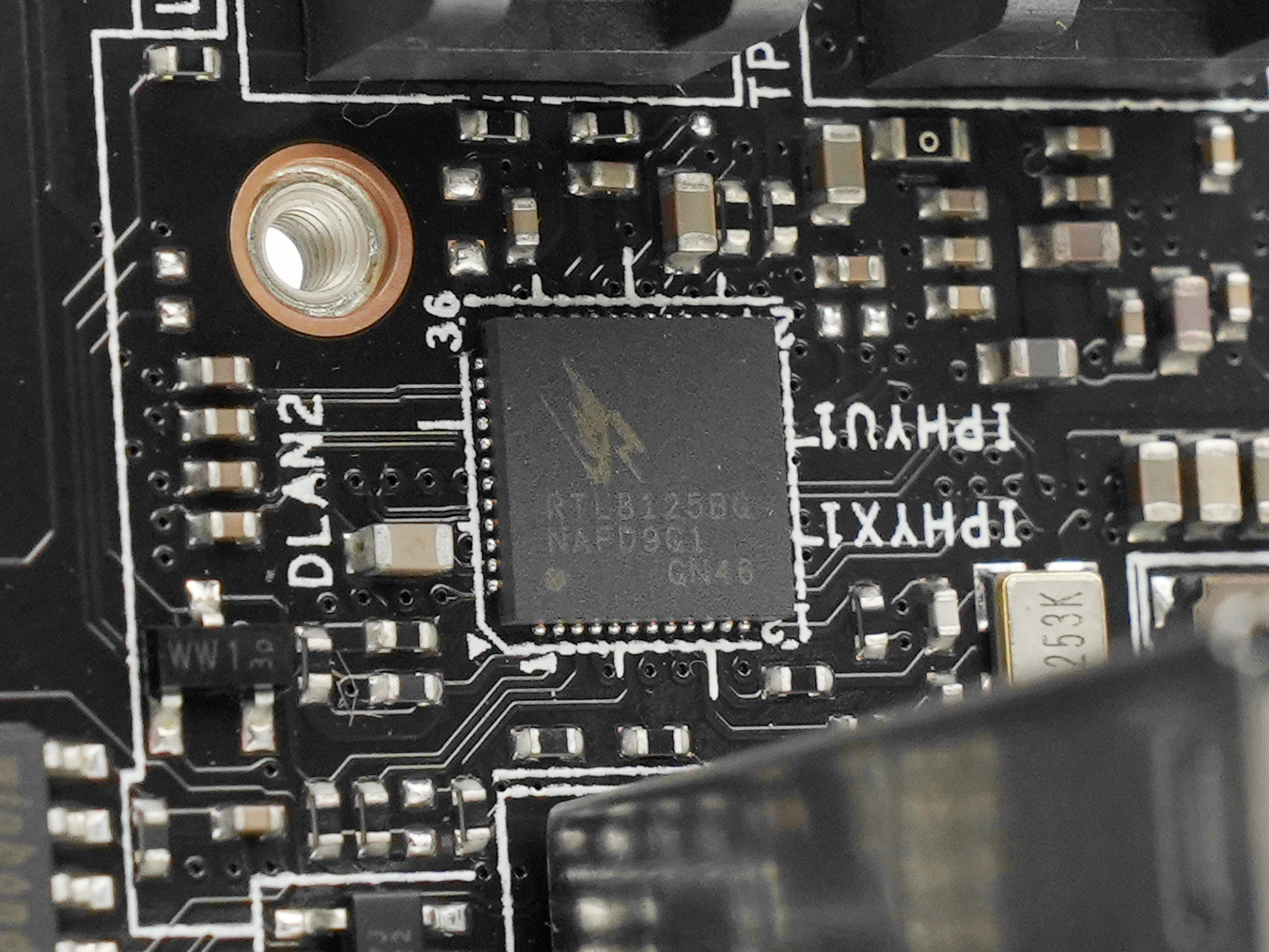 ASRock DeskMini X600