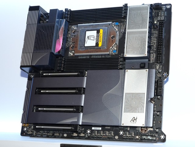GIGABYTE 發佈 AI TOP 解決方案