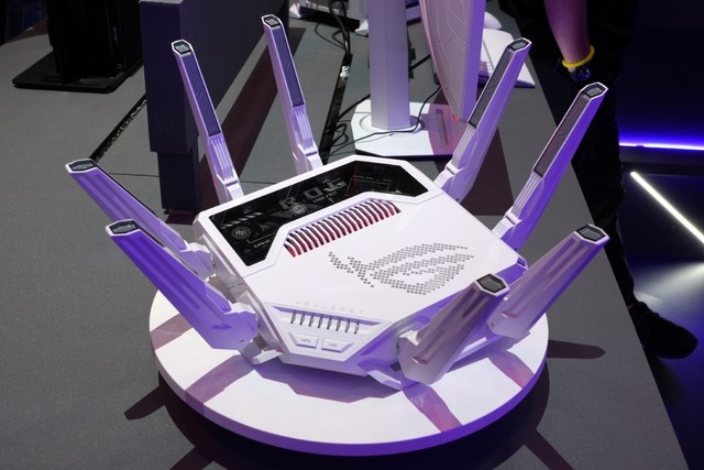 ASUS Wi-Fi 7 無線路由器出列