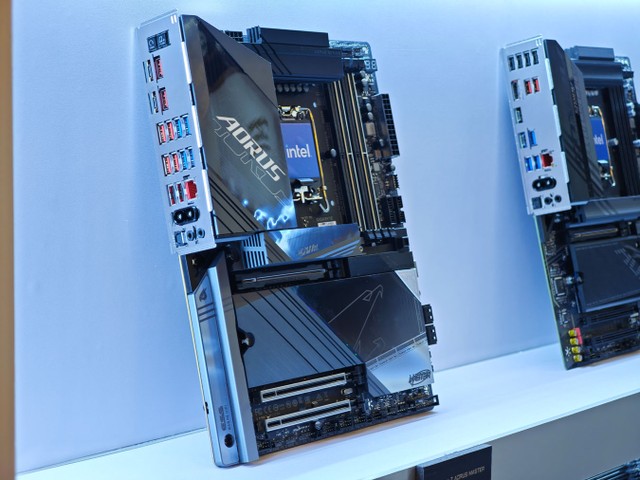 GIGABYTE’s next-generation Z890 motherboard is previewed and the primary back-mounted motherboard and varied AI {hardware} are proven on the identical place – HKEPC Hardware within the discipline of computing