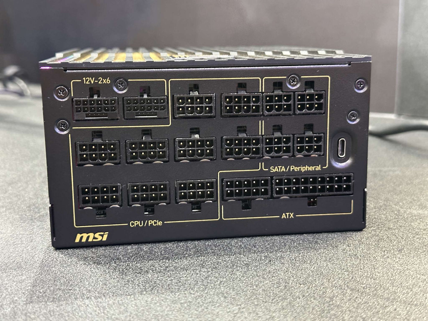 MEG Ai1600T
