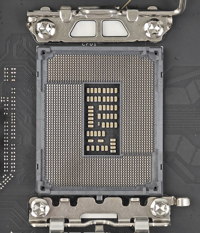 MSI MAG B860M MORTAR WIFI 主機板