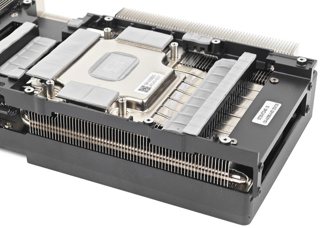GALAX GeForce RTX 5080 1-Click O