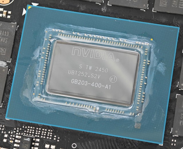 GIGABYTE AORUS RTX 5080 MASTER