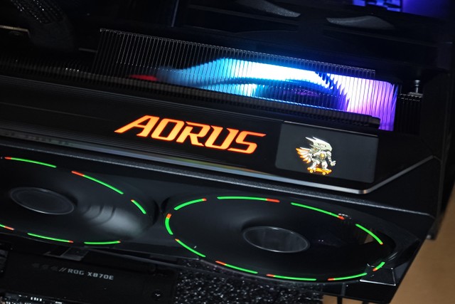 GIGABYTE AORUS RTX 5080 MASTER