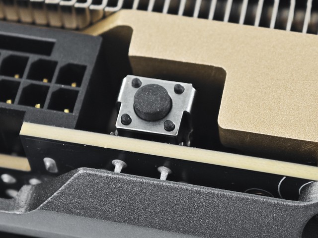 ZOTAC GAMING RTX 5080 AMP Extrem