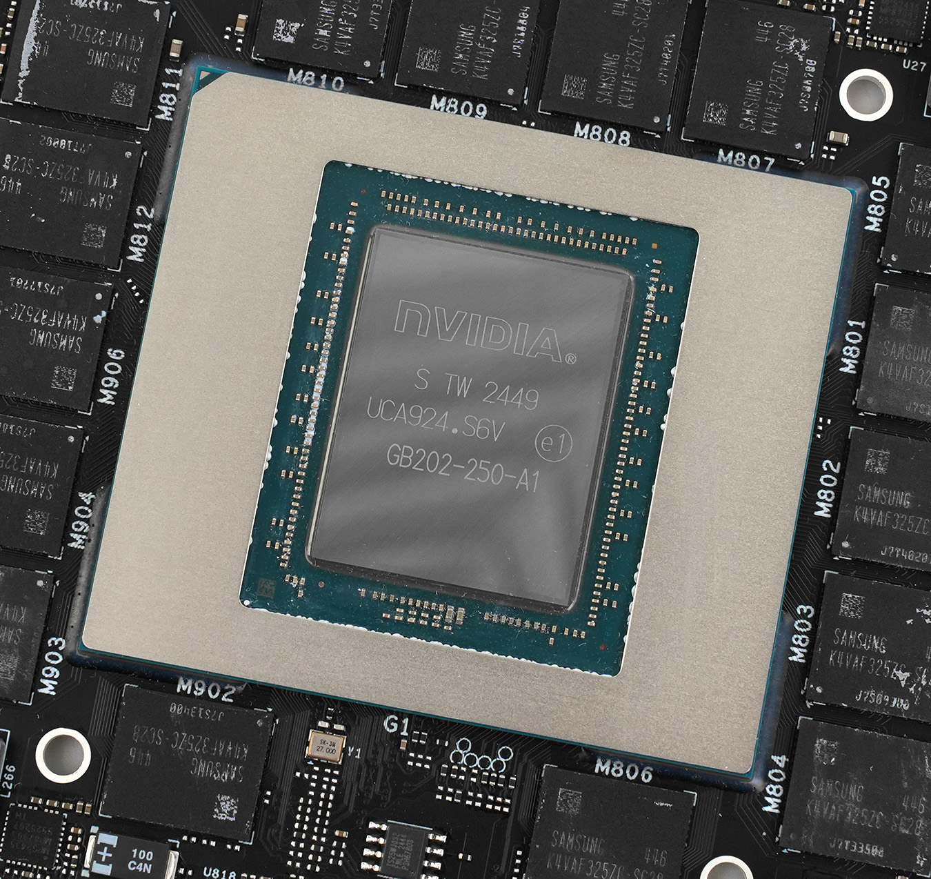 iGame RTX 5090 D Advanced