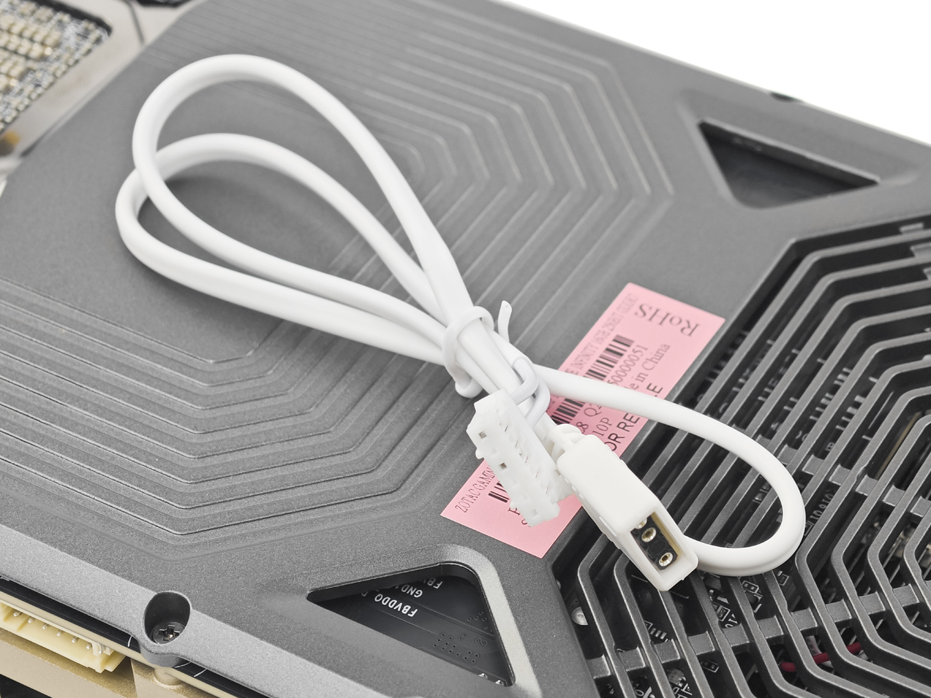 加入 Power Safety Light 功能 !! ZOTAC GAMING GeForce RTX 5080 AMP Extreme ...