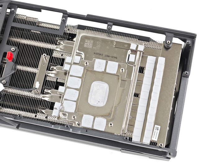 MSI GeForce RTX 5080 16G SUPRIM