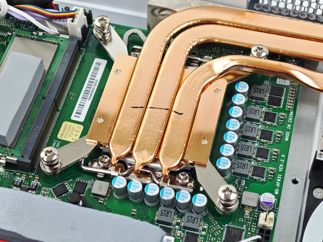 MSI PRO AP272P 14M 一體式電腦