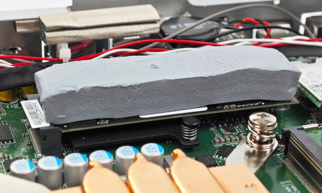 MSI PRO AP272P 14M 一體式電腦