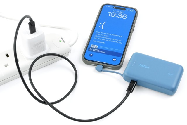 Belkin BoostCharge 10K 自帶線行動電源
