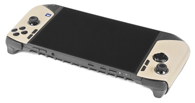 MSI Claw 8 AI+ A2VM 遊戲掌機